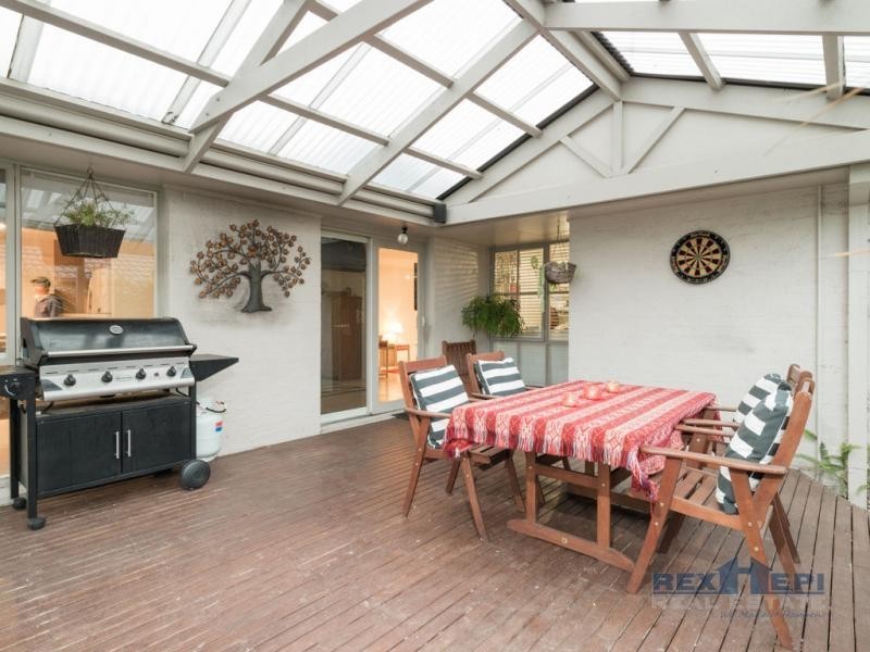 43 Homestead Road, Berwick VIC 3806