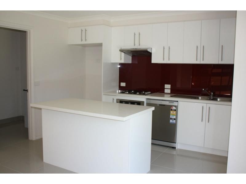 2/10-12 Innes Court, Berwick VIC 3806