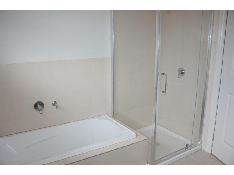 2/10-12 Innes Court, Berwick VIC 3806