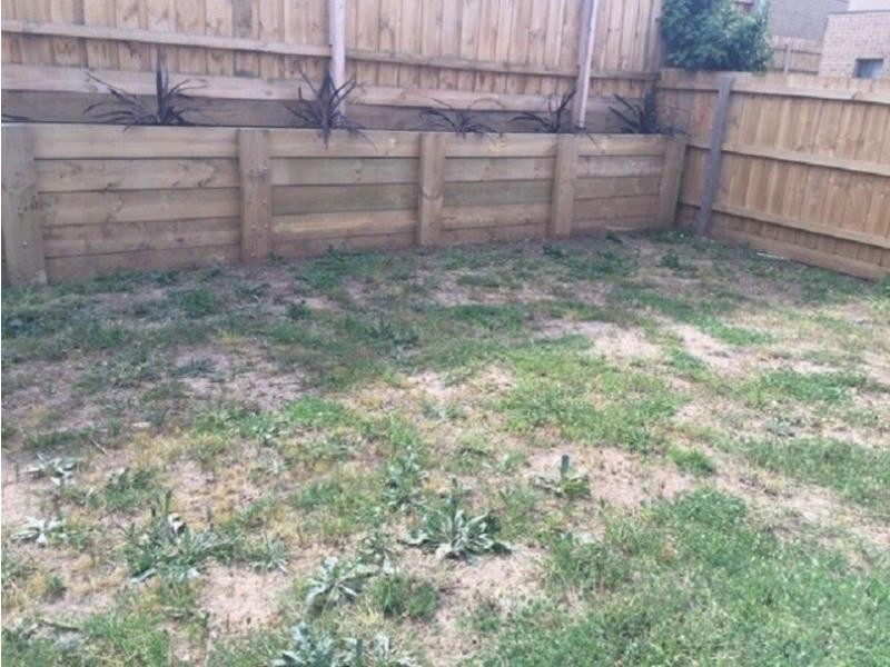 2/10-12 Innes Court, Berwick VIC 3806