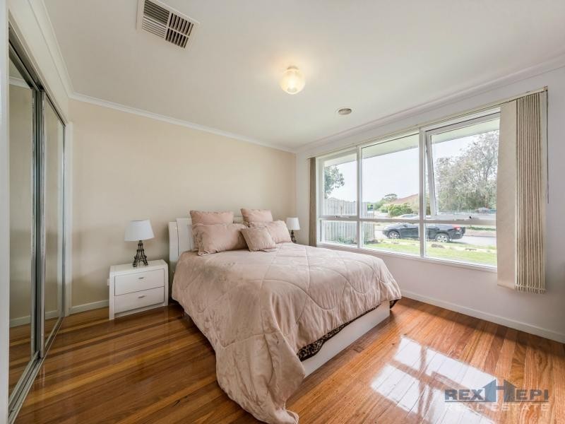 Unit 1/3 Monaro Crescent, Narre Warren VIC 3805