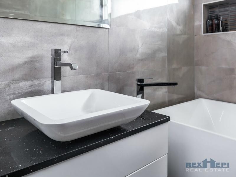 Unit 1/3 Monaro Crescent, Narre Warren VIC 3805