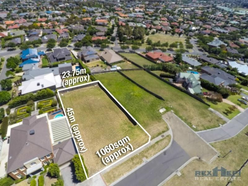 13 Constitution Rise, Berwick VIC 3806