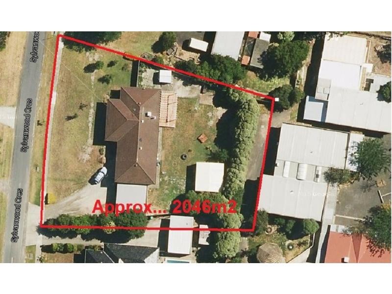 4 Sylvanwood Crescent, Narre Warren VIC 3805