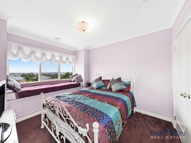 6 April Close, Berwick VIC 3806