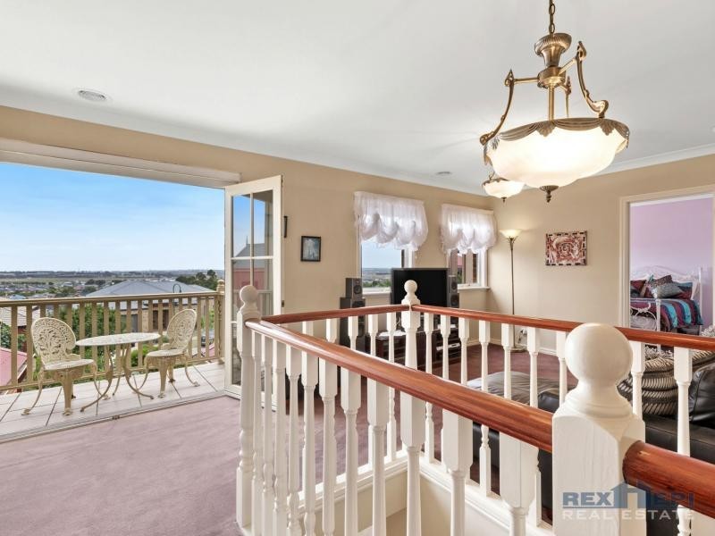 6 April Close, Berwick VIC 3806