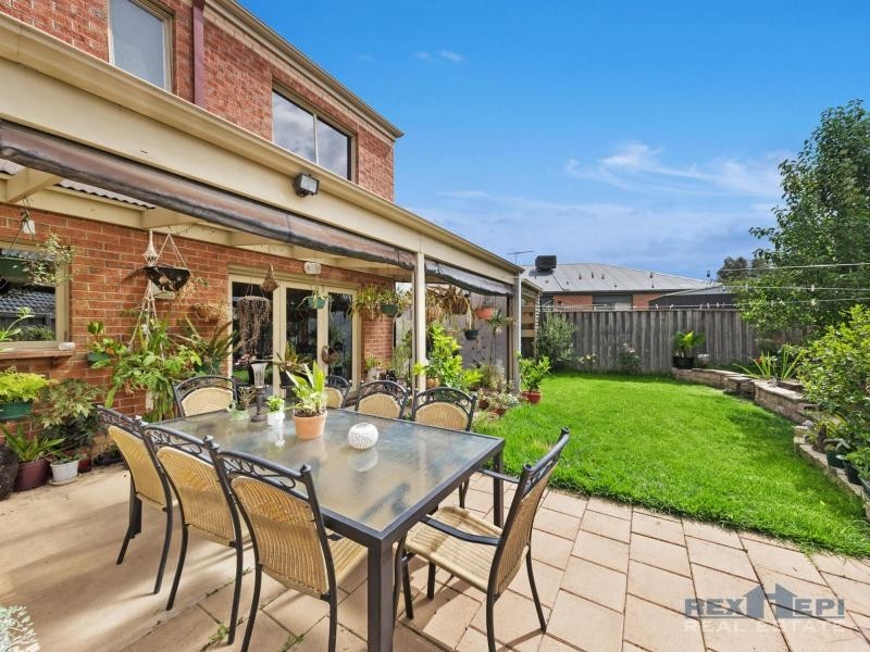 6 April Close, Berwick VIC 3806