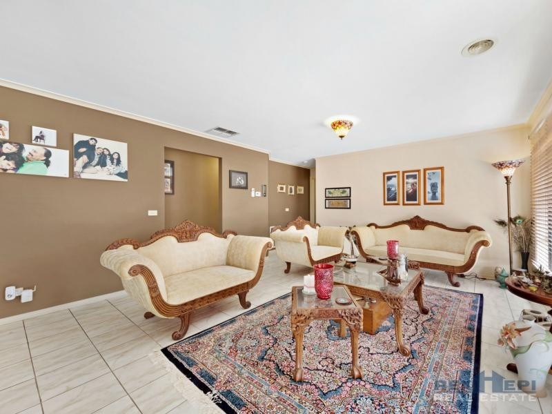 4 Alkira Court, Narre Warren South VIC 3805