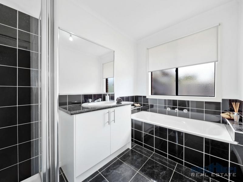 4 Alkira Court, Narre Warren South VIC 3805