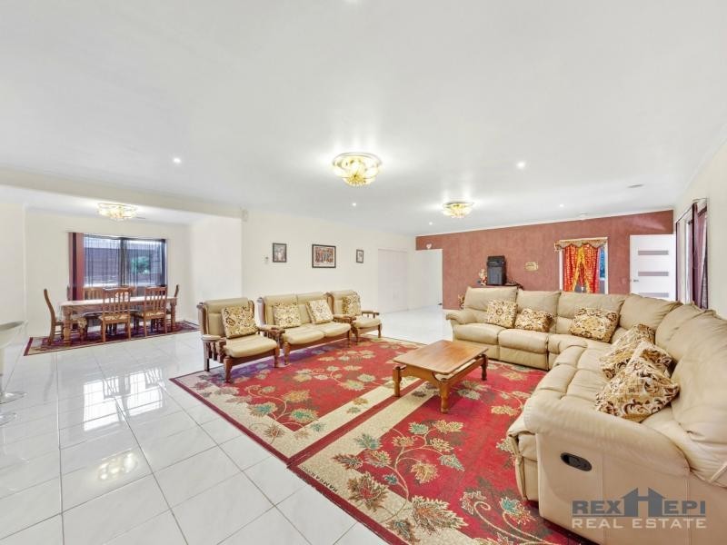 26 Ash Street, Doveton VIC 3177