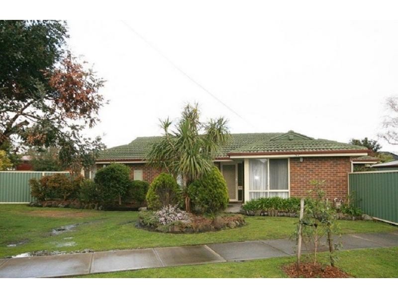 5 Sharpe Street, Cranbourne VIC 3977