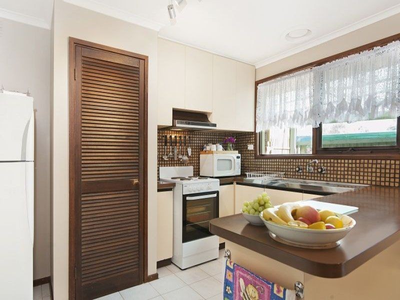 8 Ellery Court, Cranbourne North VIC 3977