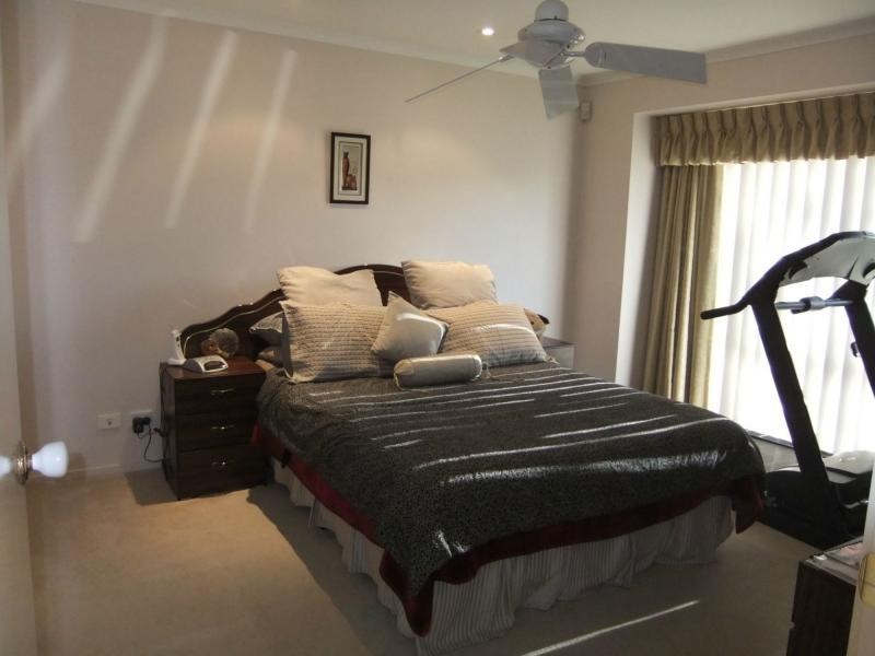 22 Bateman Grove, Hampton Park VIC 3976