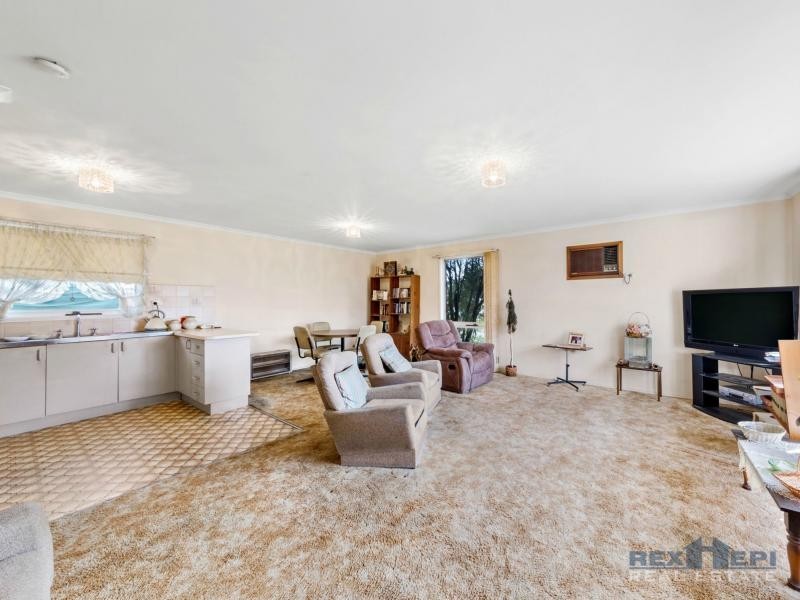 30 Hyssop Drive, Hallam VIC 3803