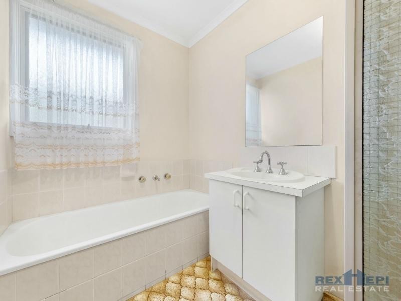 30 Hyssop Drive, Hallam VIC 3803