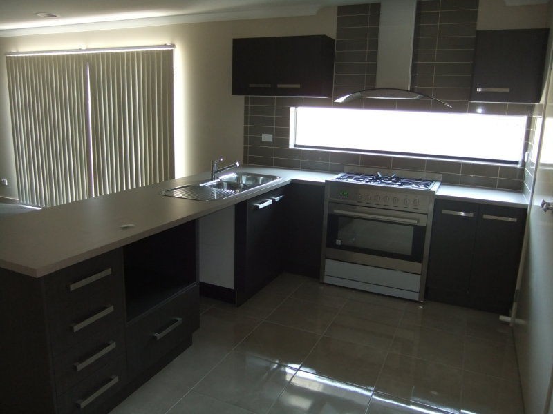 122 Blue Horizons Boulevard, Pakenham VIC 3810