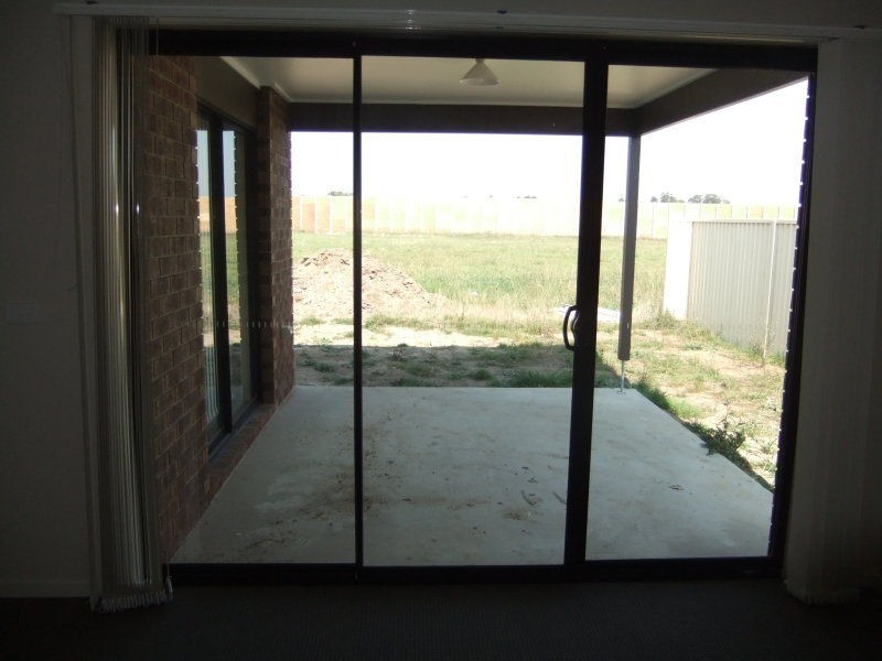 122 Blue Horizons Boulevard, Pakenham VIC 3810