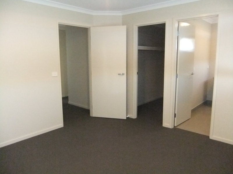 122 Blue Horizons Boulevard, Pakenham VIC 3810