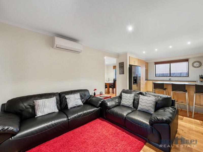 10 Simpson Court, Hallam VIC 3803