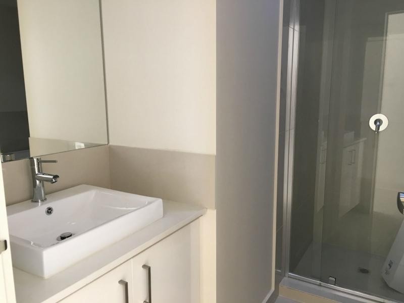 2/23 Blackwood Drive, Hampton Park VIC 3976