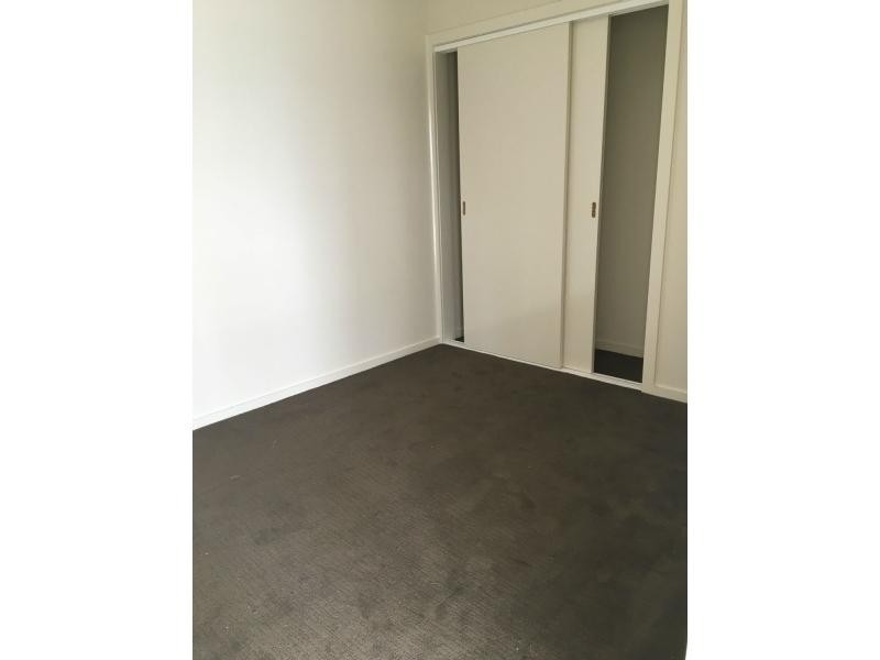 2/23 Blackwood Drive, Hampton Park VIC 3976