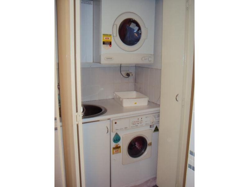 Unit 407/22 Sir John Young Crescent, Woolloomooloo NSW 2011