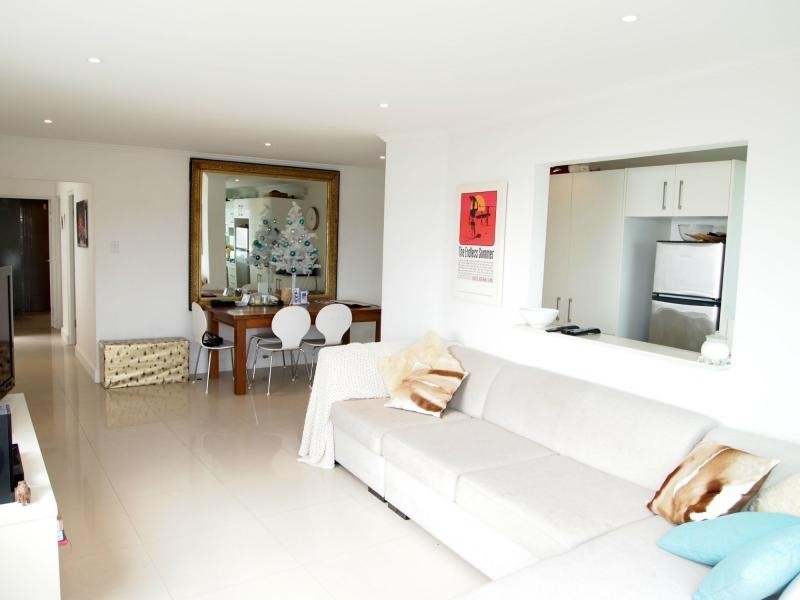 2/58 FLETCHER Street, Tamarama NSW 2026