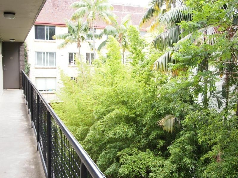 35/80 Elizabeth Bay Road, Elizabeth Bay NSW 2011