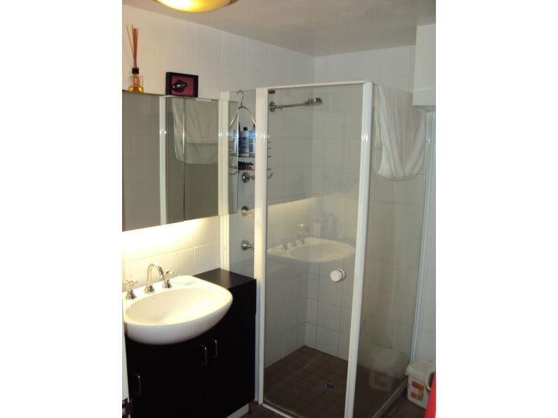 2/187 Bourke Street, Darlinghurst NSW 2010