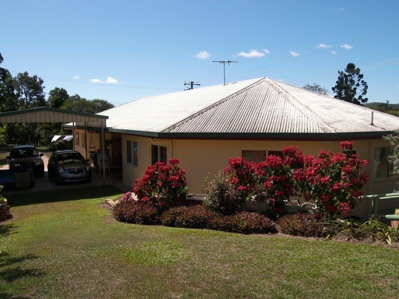 7 Cassia Street, Yungaburra QLD 4884