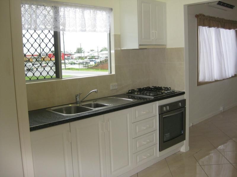 Westcourt QLD 4870