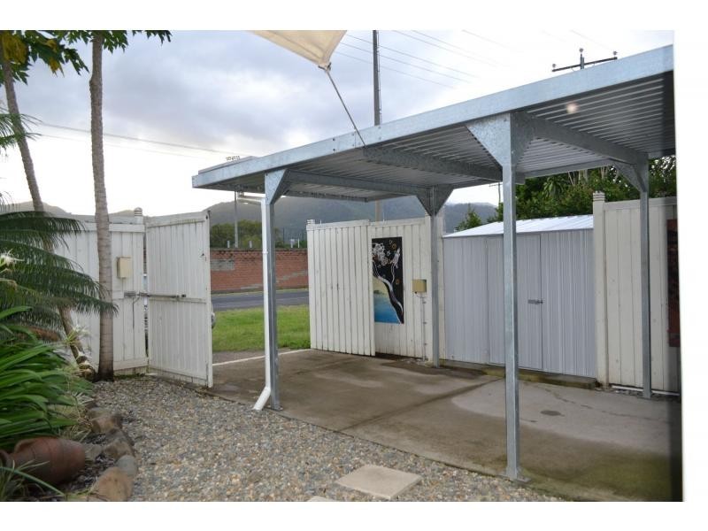 Westcourt QLD 4870