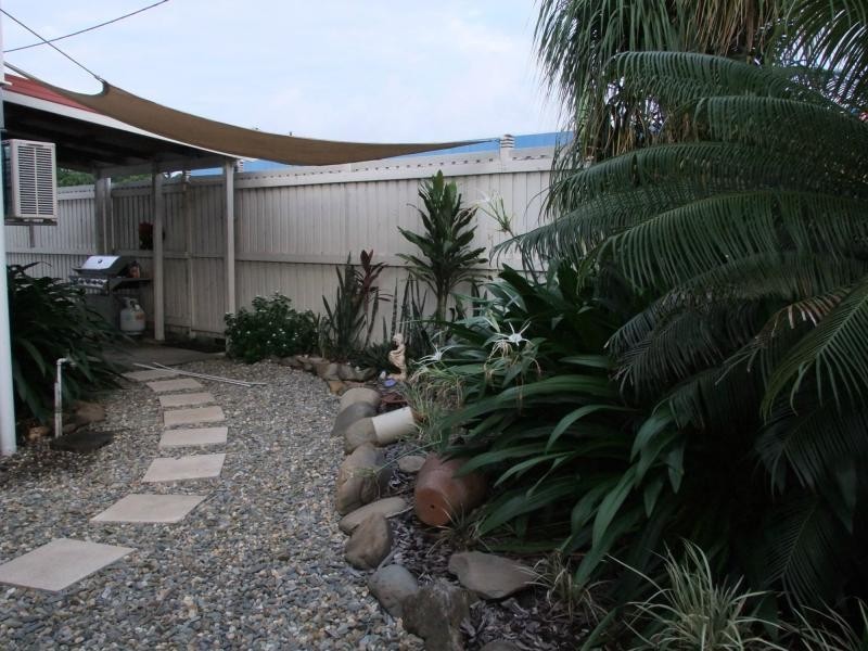 Westcourt QLD 4870