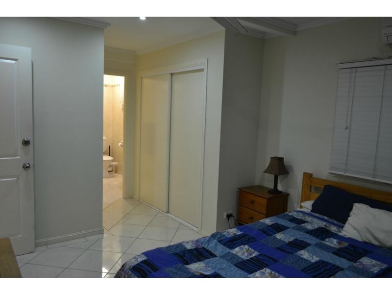 Westcourt QLD 4870
