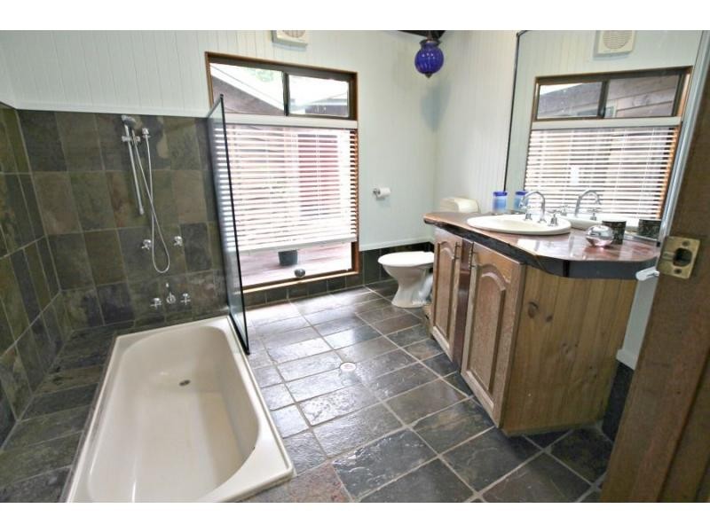 Yungaburra QLD 4884