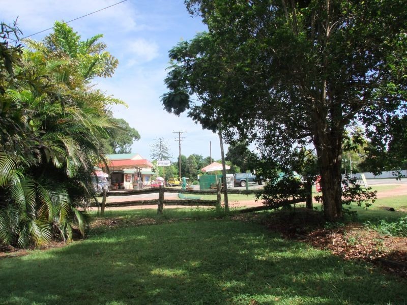 Yungaburra QLD 4884