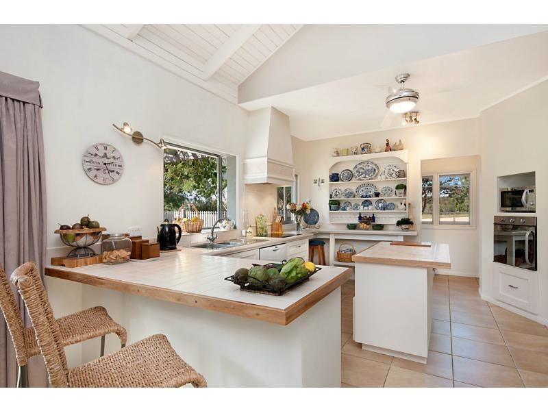 18 Backshall Road, Yungaburra QLD 4884