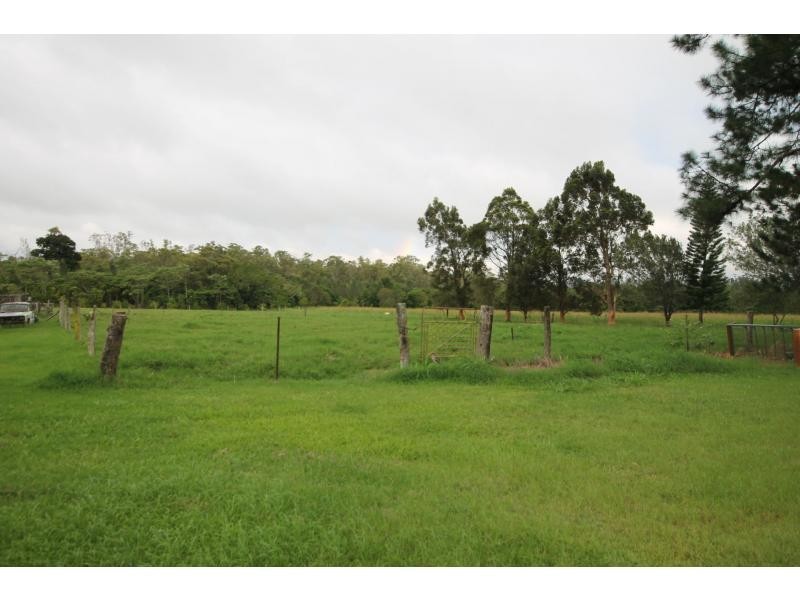 Yungaburra QLD 4884
