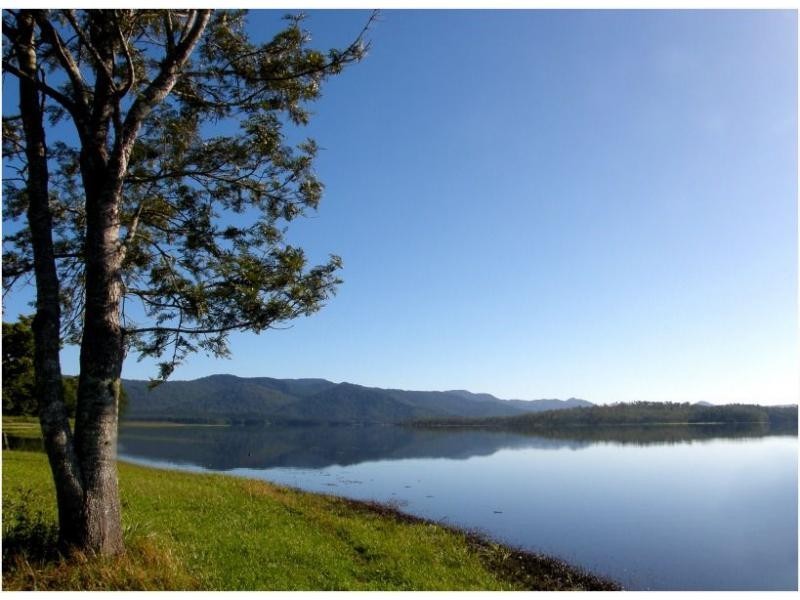 Tinaroo QLD 4872