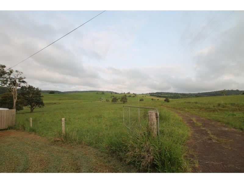 Yungaburra QLD 4884
