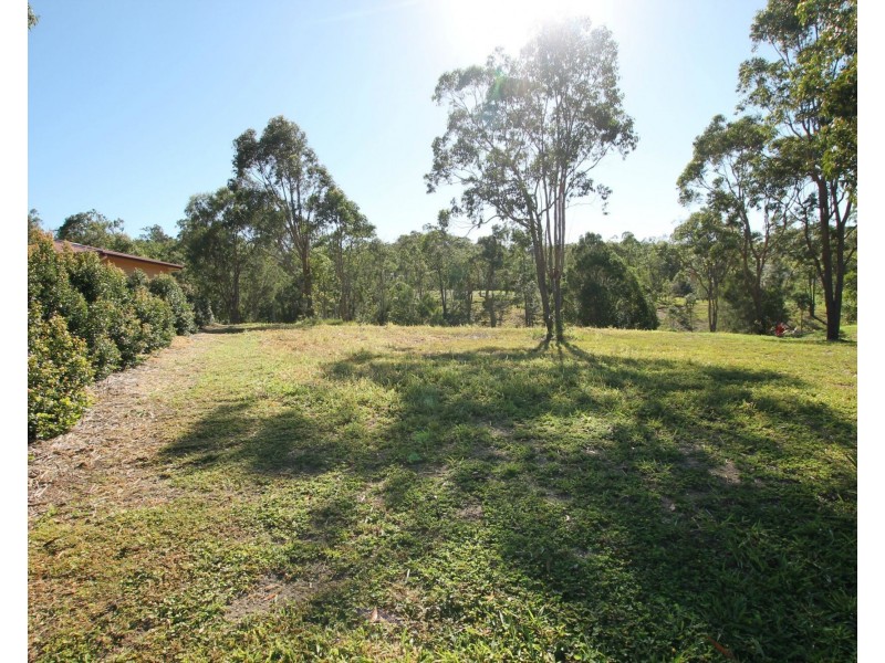 14 Eden Drive, Tinaroo QLD 4872