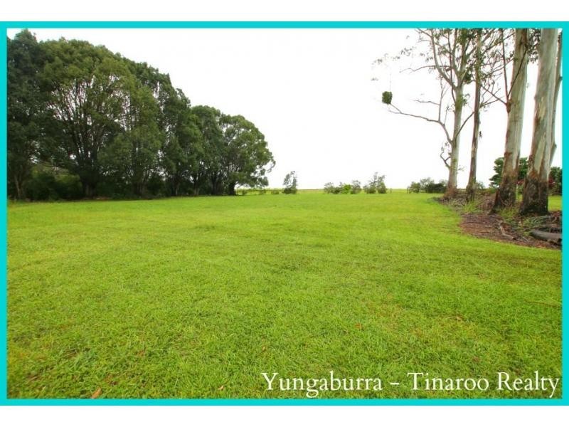 Lake Eacham QLD 4884