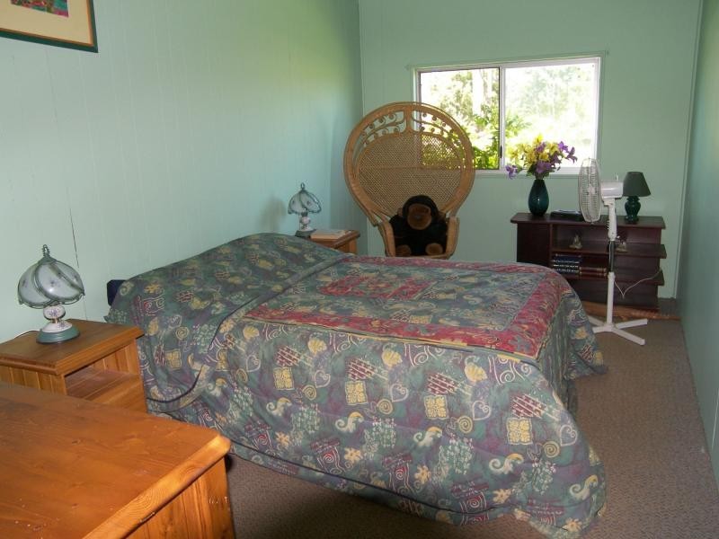 Lake Eacham QLD 4884