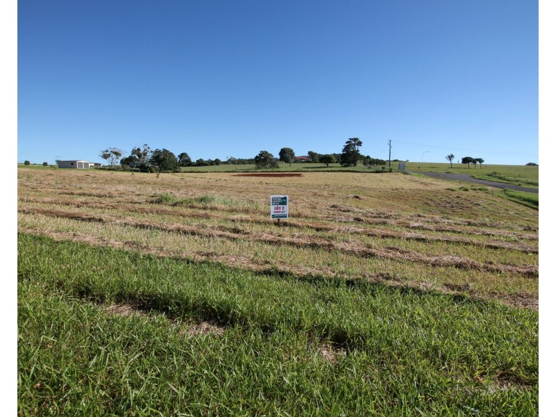 2 Jessica Road, Peeramon QLD 4885