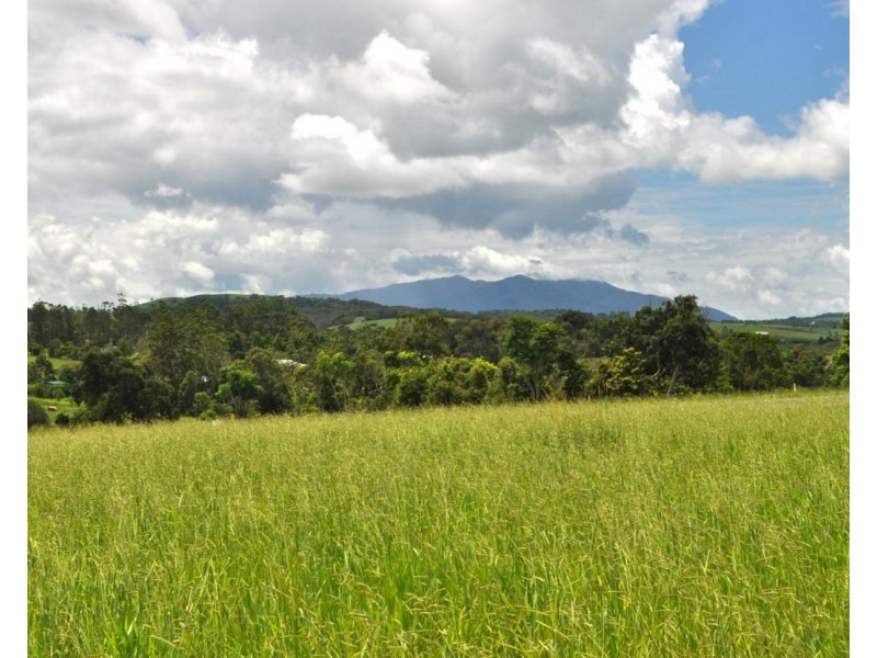 2 Jessica Road, Peeramon QLD 4885