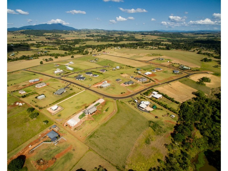 2 Jessica Road, Peeramon QLD 4885