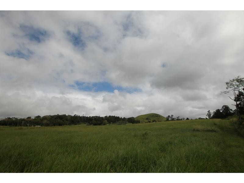 83 Denny Road, Yungaburra QLD 4884