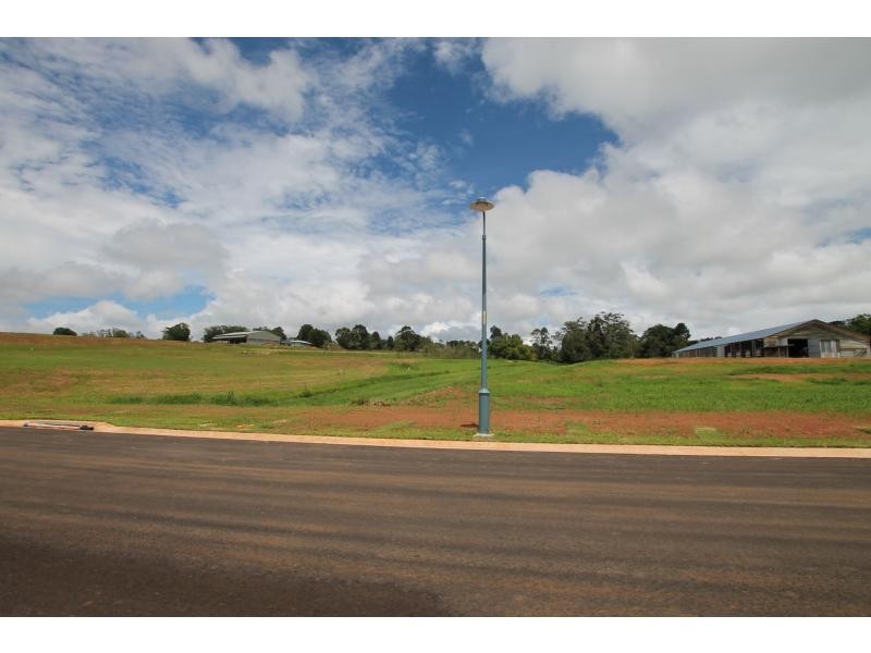 115 Cahill Close, Yungaburra QLD 4884