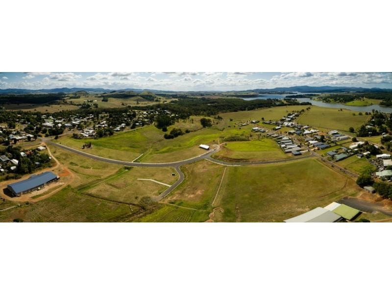 5 Rankine Avenue, Yungaburra QLD 4884