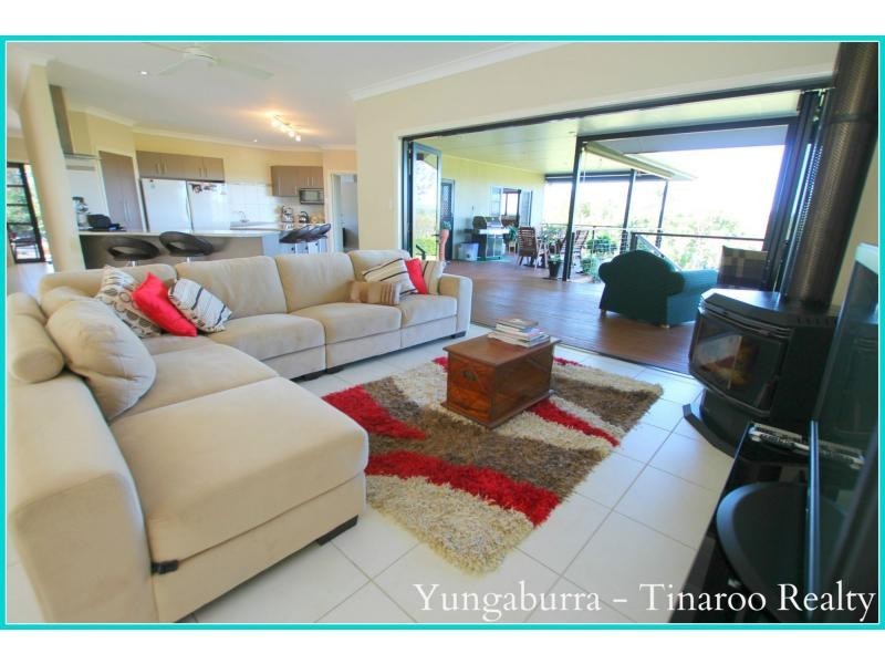 Tinaroo QLD 4872
